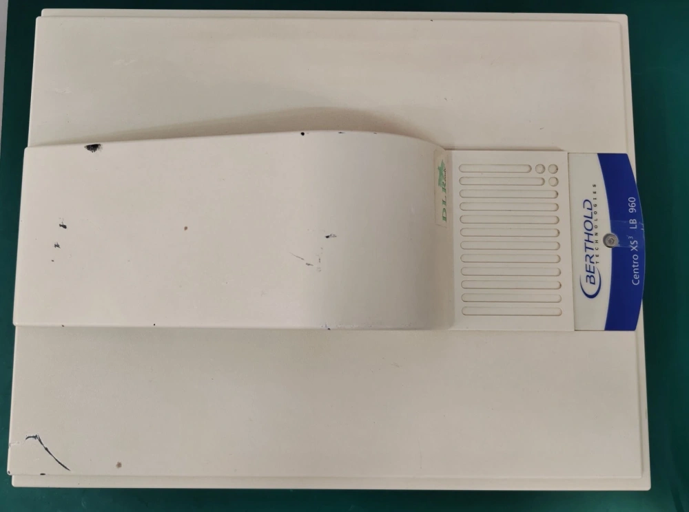 Berthold Technologies Centro XS3 LB 960 Luminometer