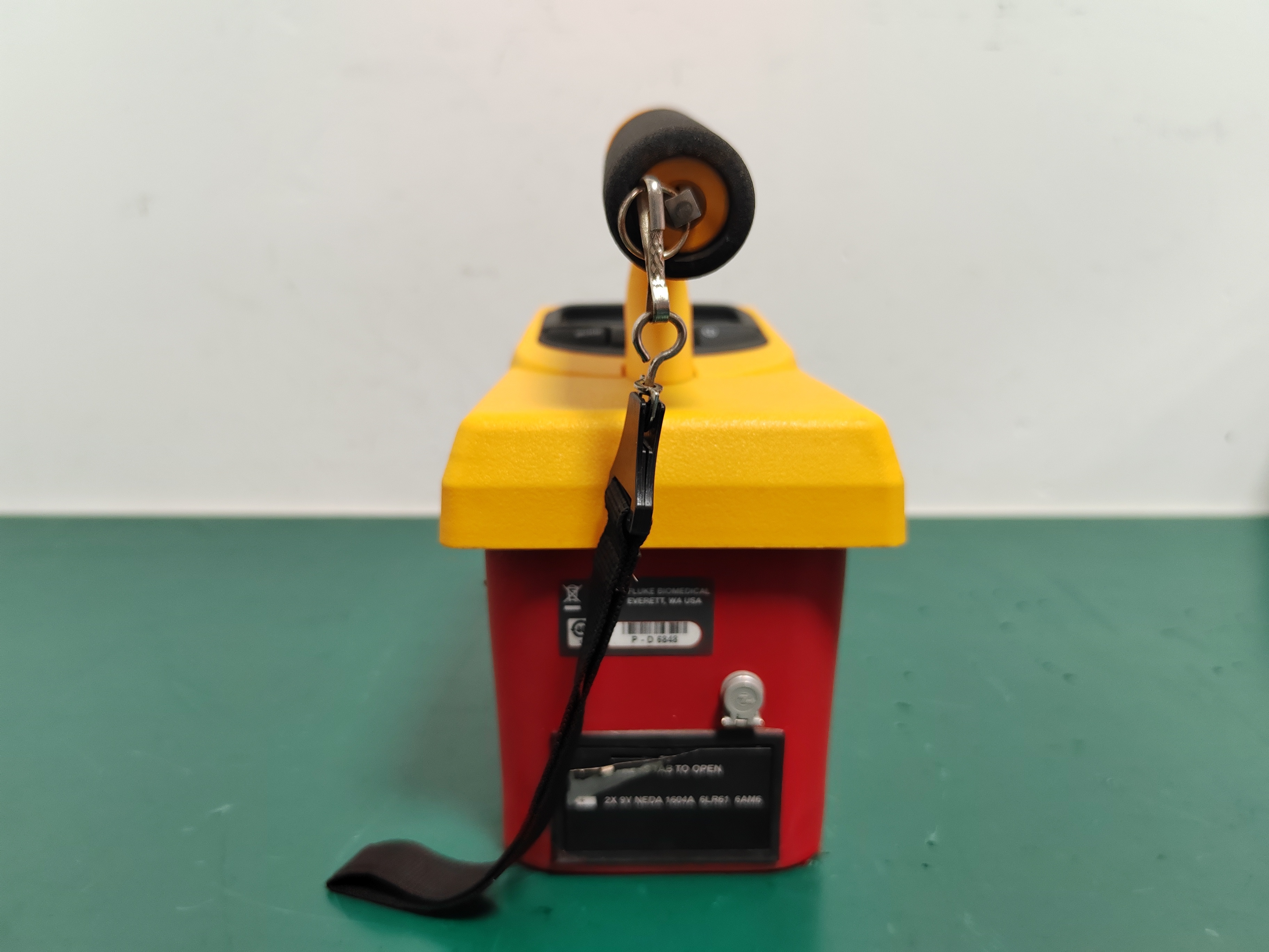 Fluke 451P-DE-SI-RYR Ion Chamber Survey Meter