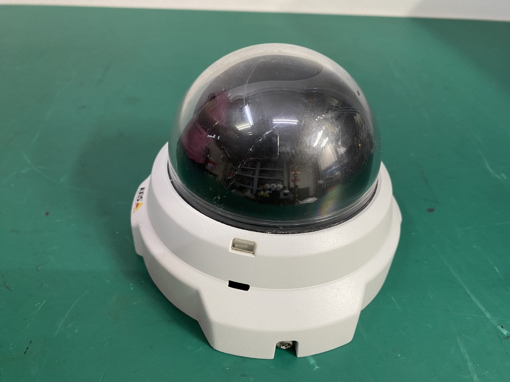 AXIS P3304 IP Network PoE Dome Camera