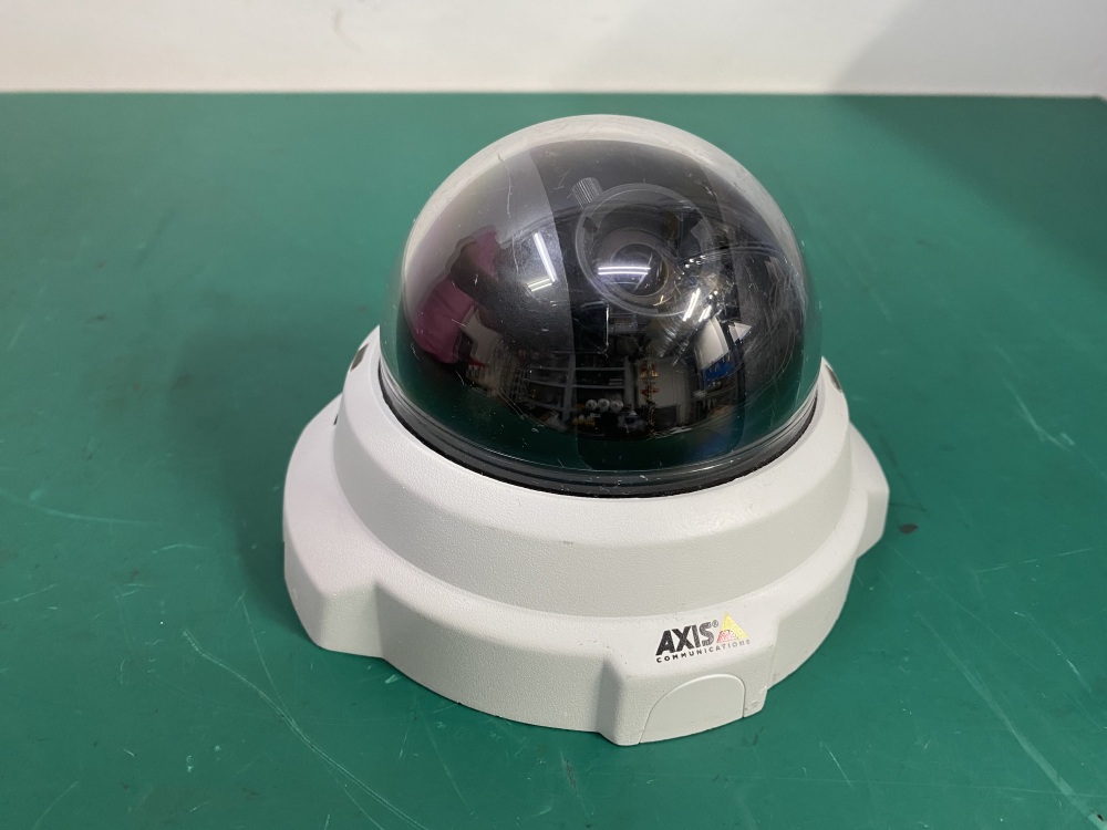 AXIS P3301 IP Network PoE Dome Camera -2
