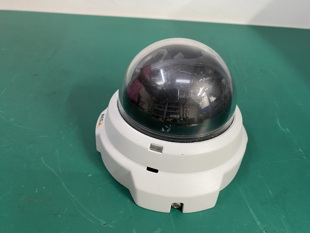 AXIS P3301 IP Network PoE Dome Camera -2