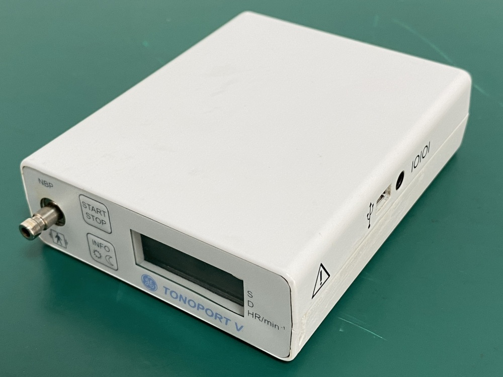 GE Tonoport V Ambulatory Blood Pressure System -44