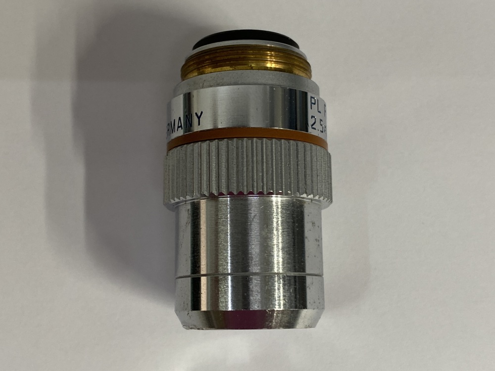 LEICA  PL FLUOTAR 2.5X/0.07 ∞/- 567010 Microscope Objectives