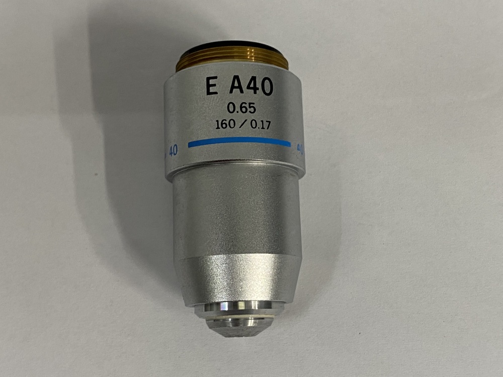 Olympus E A40 0.65 160/0.17 Microscope Objectives -1