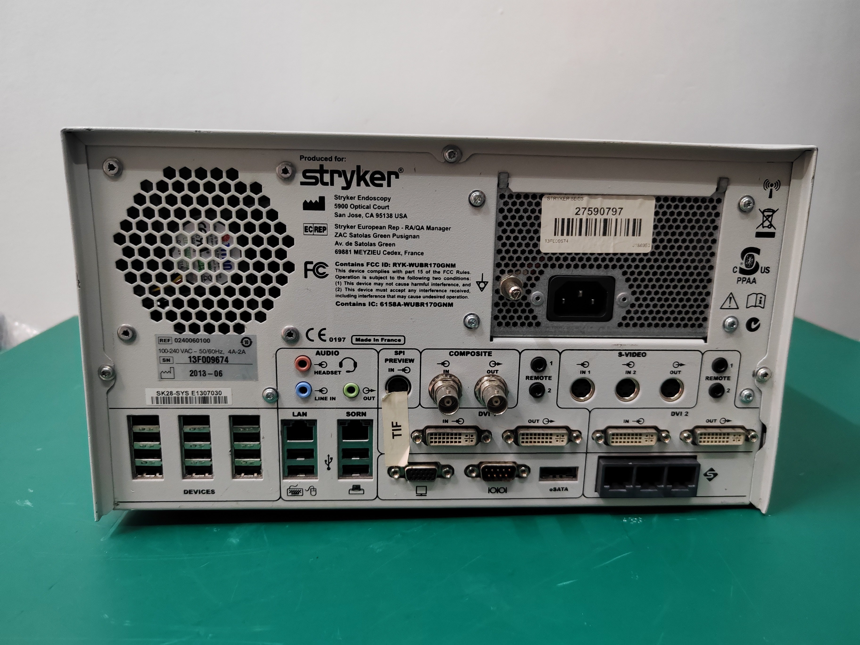 Used Stryker SDC3 HD Information Management System (REF: 0240060100) Endoscopy Video Recorder