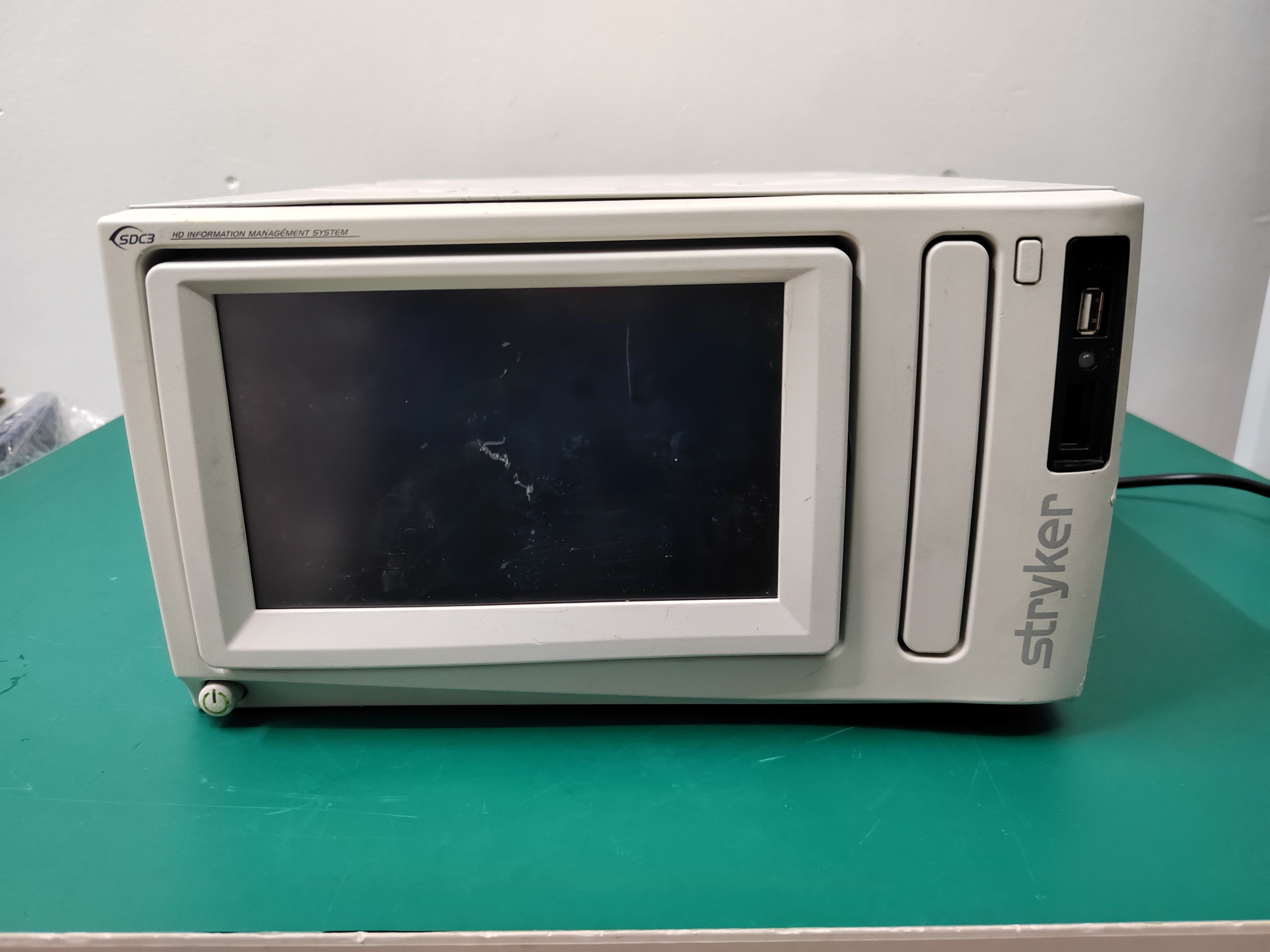 Used Stryker SDC3 HD Information Management System Front View