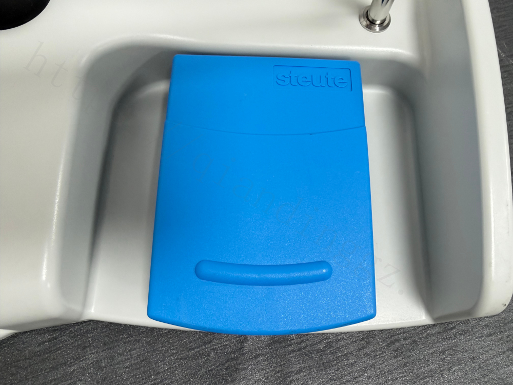 Steute 1360925 Blue Pedal Close Up Used