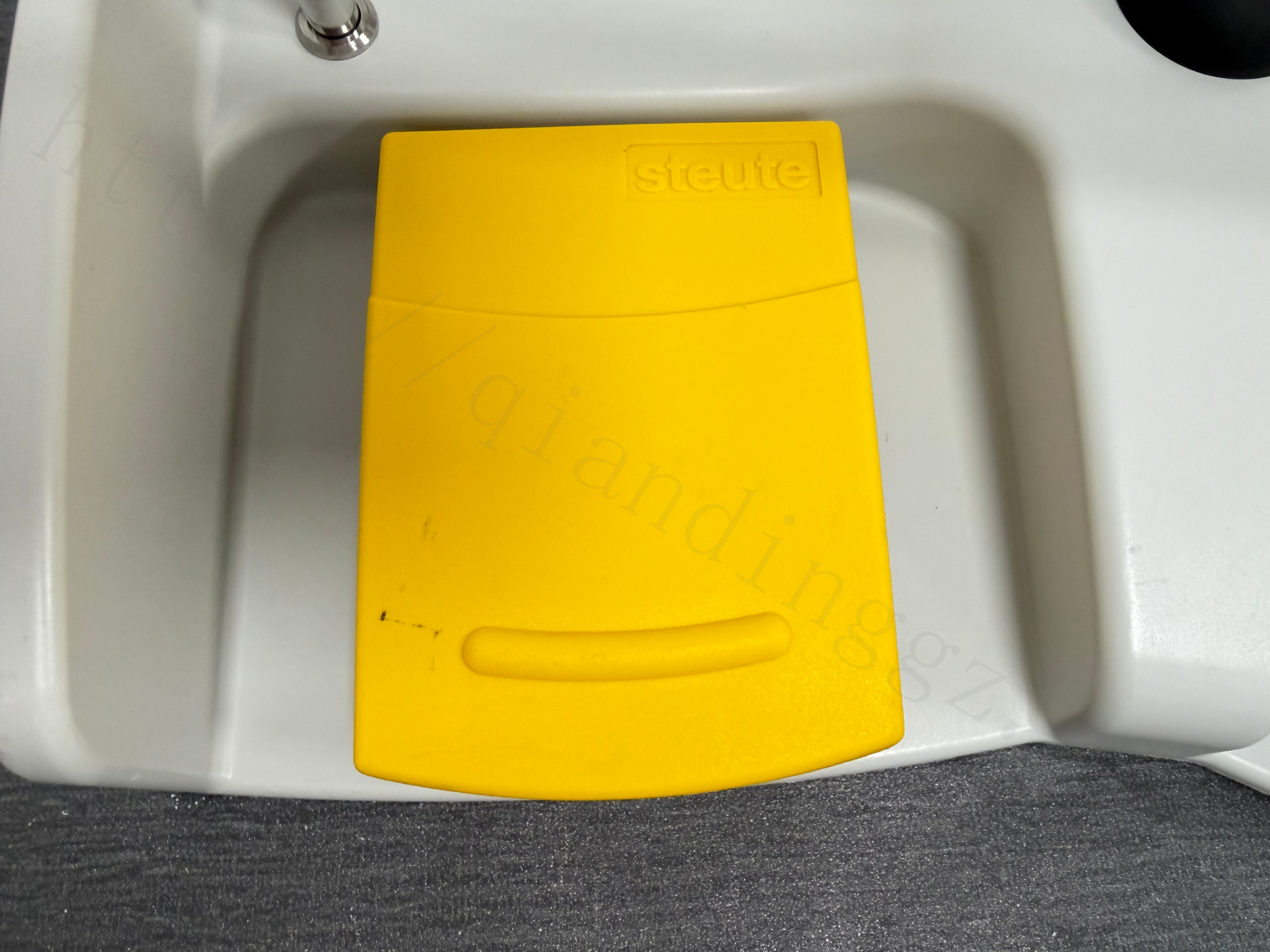 Steute 1360925 Yellow Pedal Close Up Used