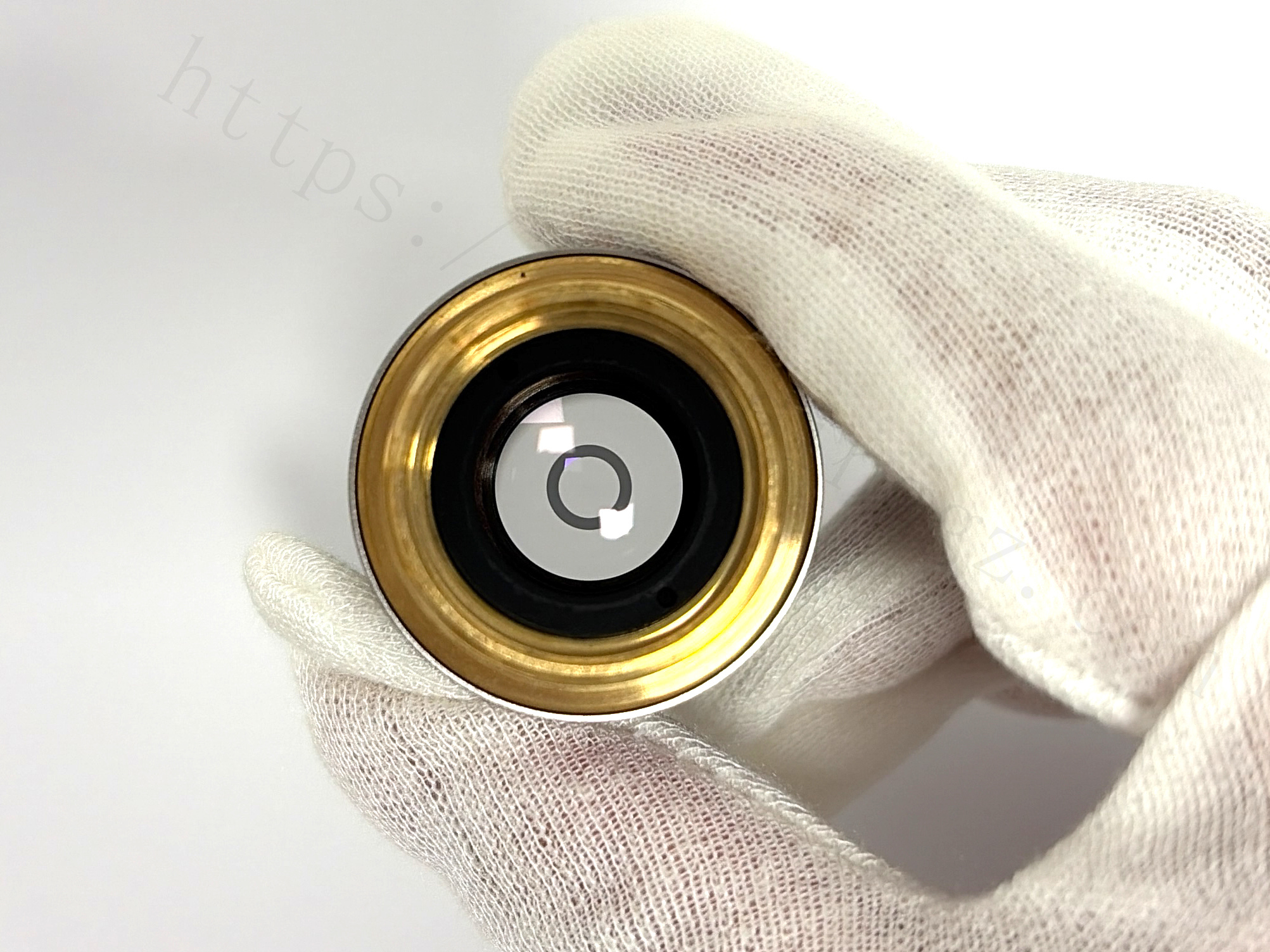 Top view showing clean inner optical glass of Nikon MRH20045 objective