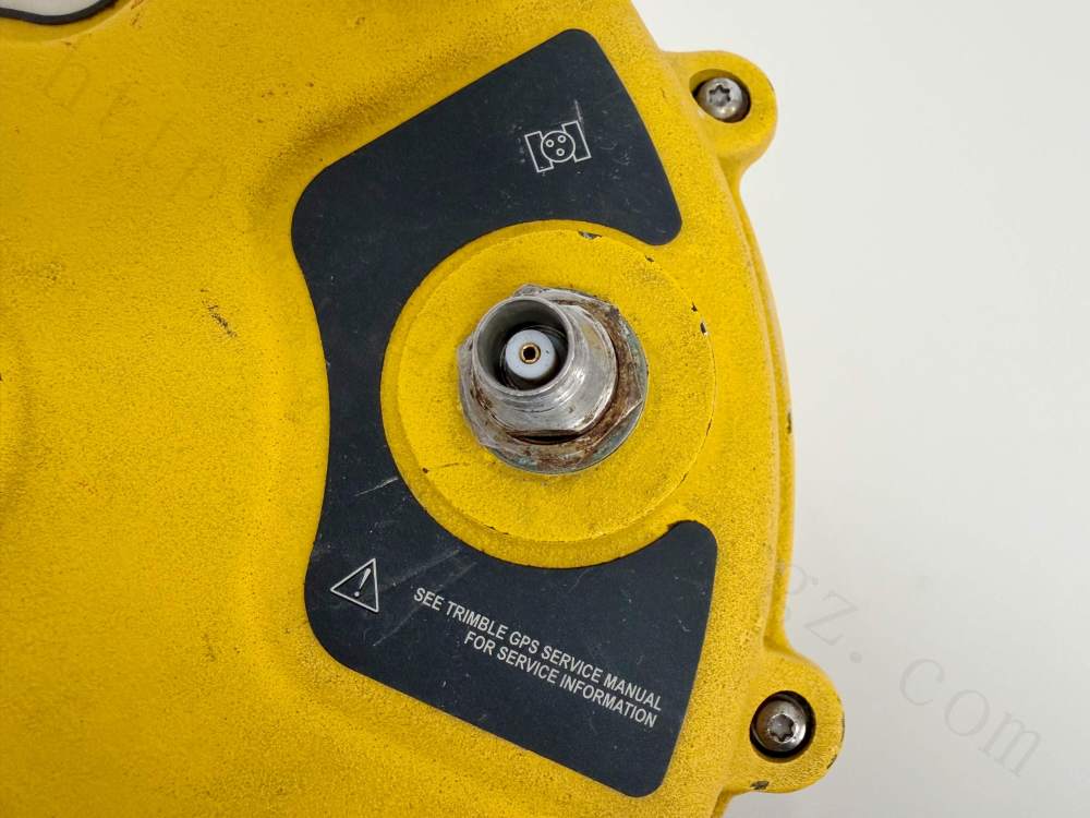 Alt: Close-up of the TNC coaxial cable connector on Trimble 65212-00 antenna