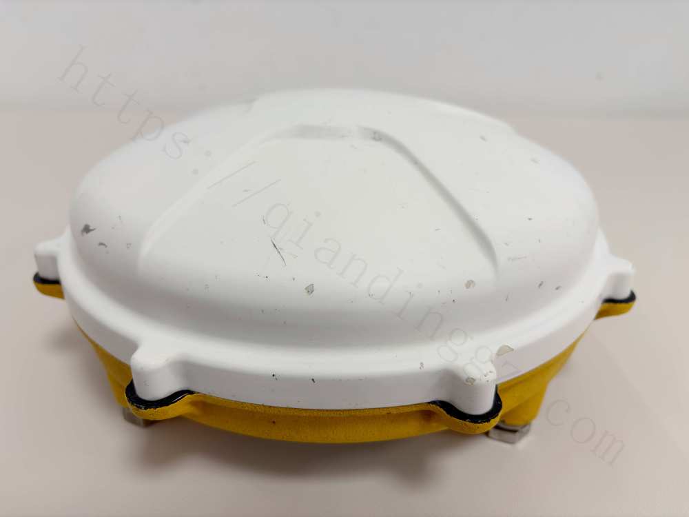 Alt: Side profile view of Trimble Zephyr Model 2 rugged GNSS antenna