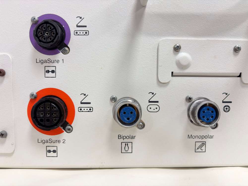 Rear aviation connectors all complete, no pin rust or bending