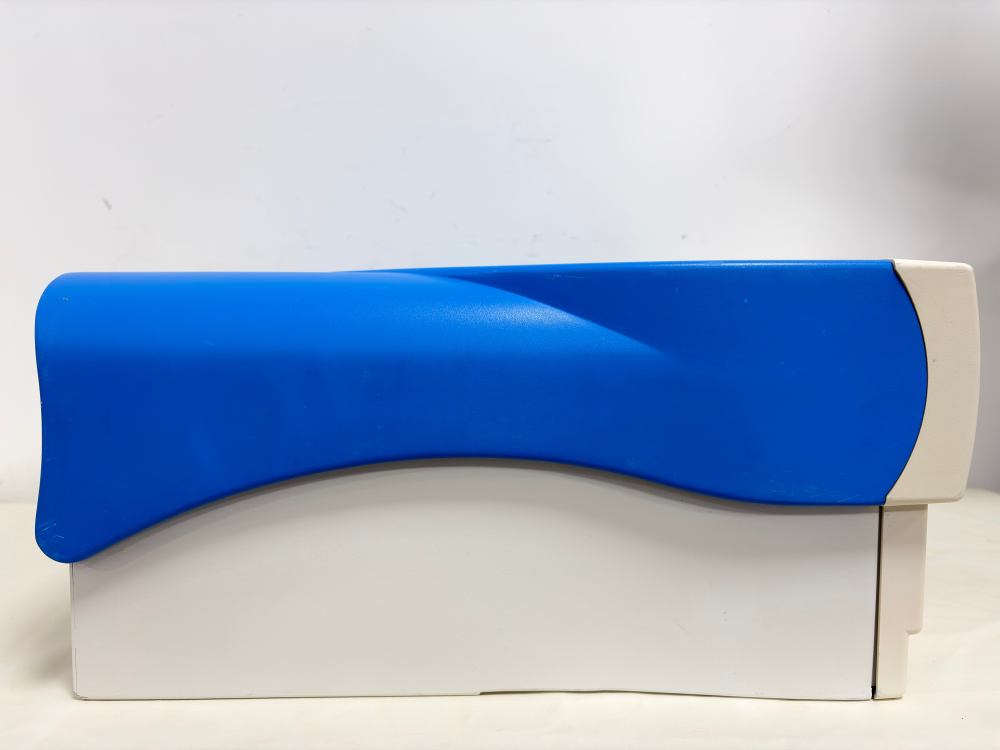 Right side exterior shell, uniform appearance with no damage
