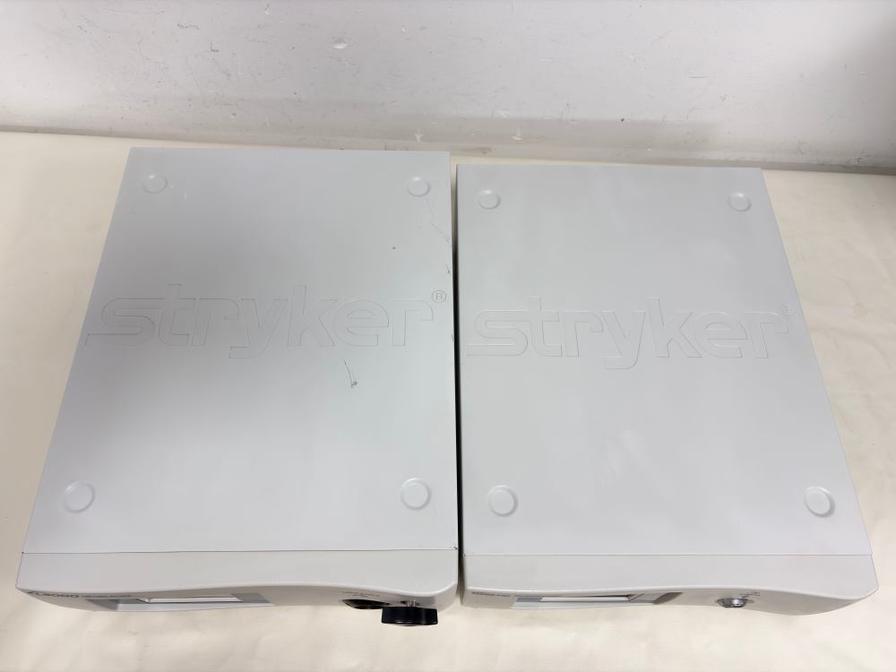 Bottom chassis and rubber feet of Stryker 1288 HD and L9000 system