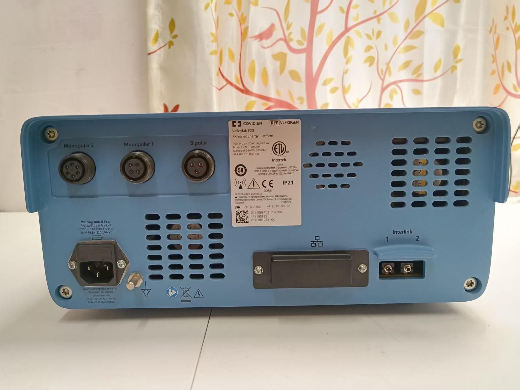 Rear panel specifications label and connector ports of Covidien Valleylab FX8 REF VLFX8GEN