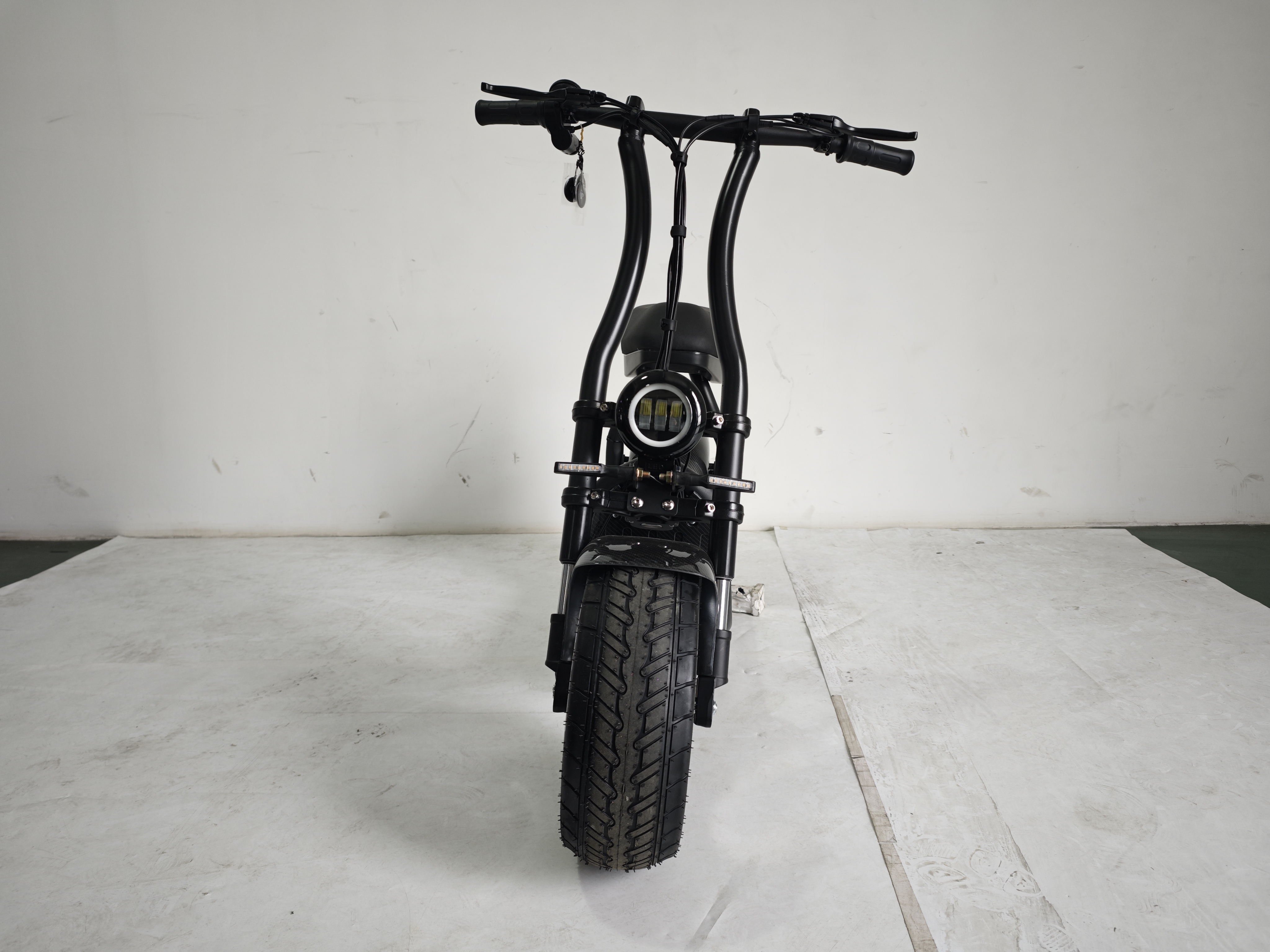 2025 Hot Selling Mini Citycoco Scooter Electrique 1000W Powerful Adult Electric Bike With Seat Cheap Urban E Scooter