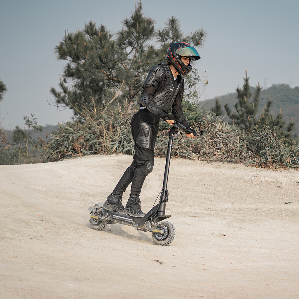 Off Road Electric Scooter 800W 48V Long Disc 60Km 8 Inch Tyre Front and Rear Disc Brakes Adult Available EU Warehouse