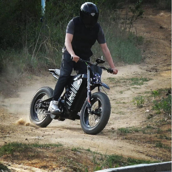 Vélo de trail électrique haute puissance et hautes performances