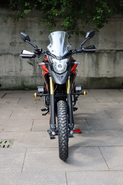 Мотоцикл Adv250