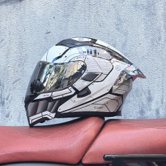 DOT helmet with shinning glass and tail wing