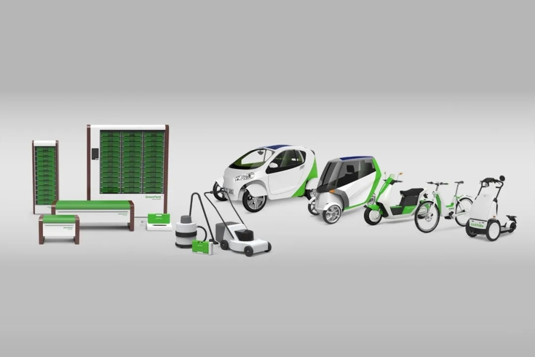 Accessories for converting a Bajaj Boxer BM100 CT100 into an electric motorcycle