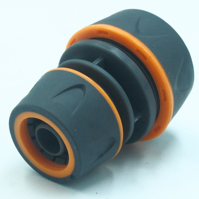 Plastic 1/2 inch to 3/4 inch garden hose mender,Plastic soft 1/2"~3/4" garden hose mender