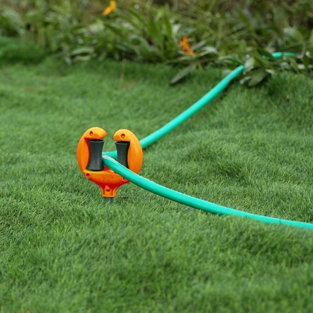 Plastic garden hose guide,Metal garden hose guide with spike