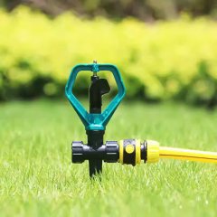 庭の芝生の水ロータリースプリンクラー,庭の芝生の水ロータリースプリンクラー