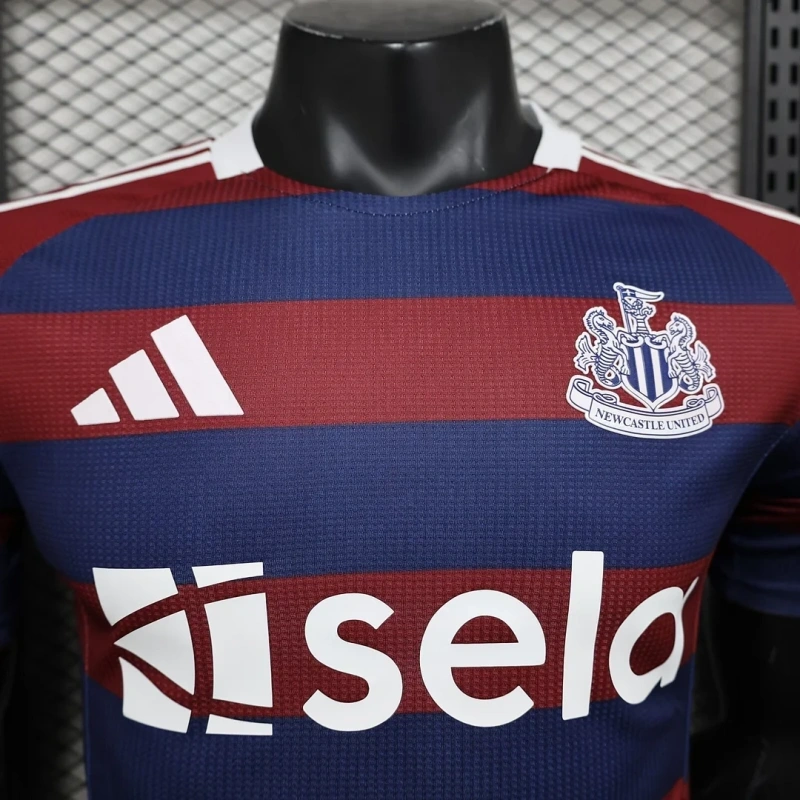 2024-2025 Newcastle United away football jersey