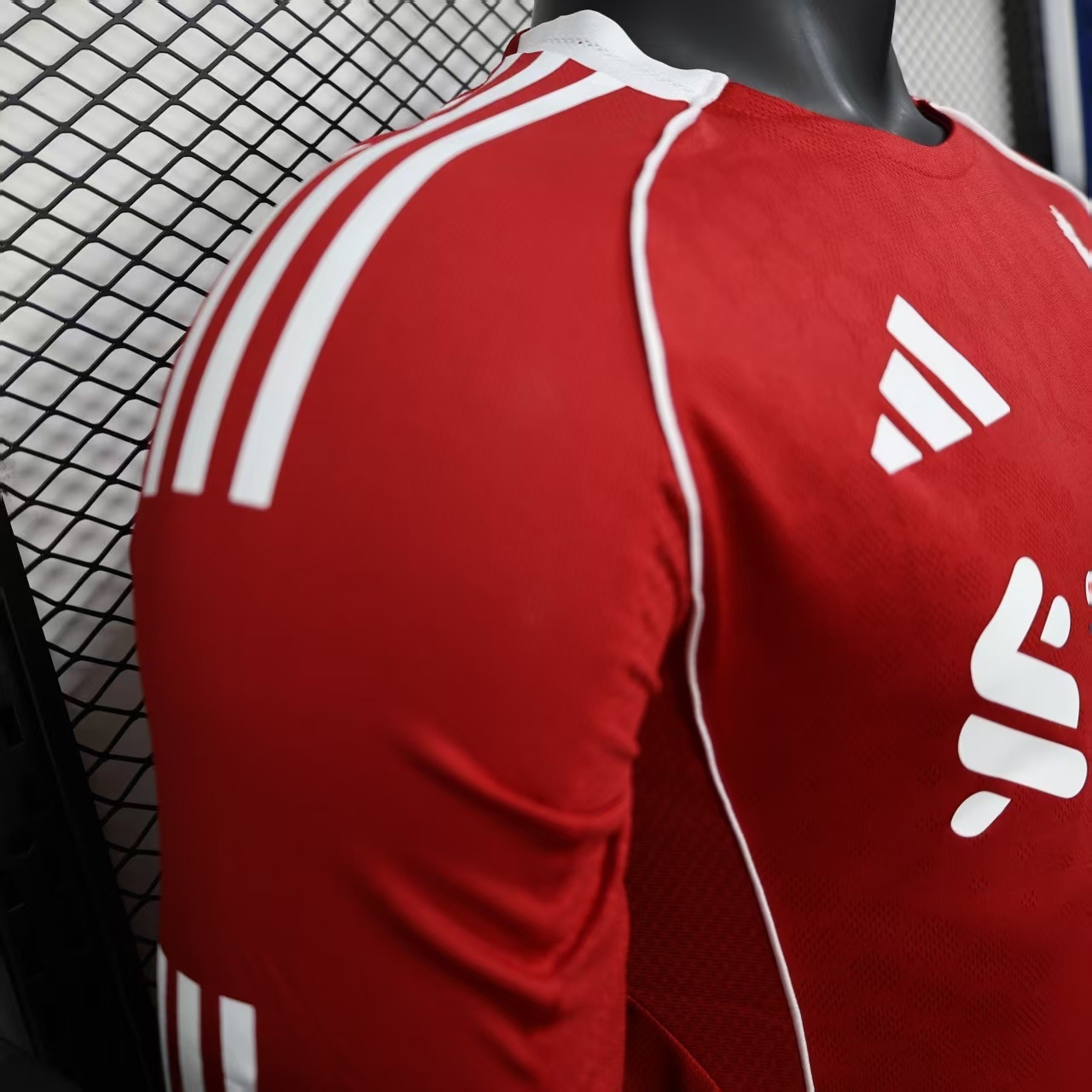 2025-2026 Liverpool player edition home football jersey (long sleeved)