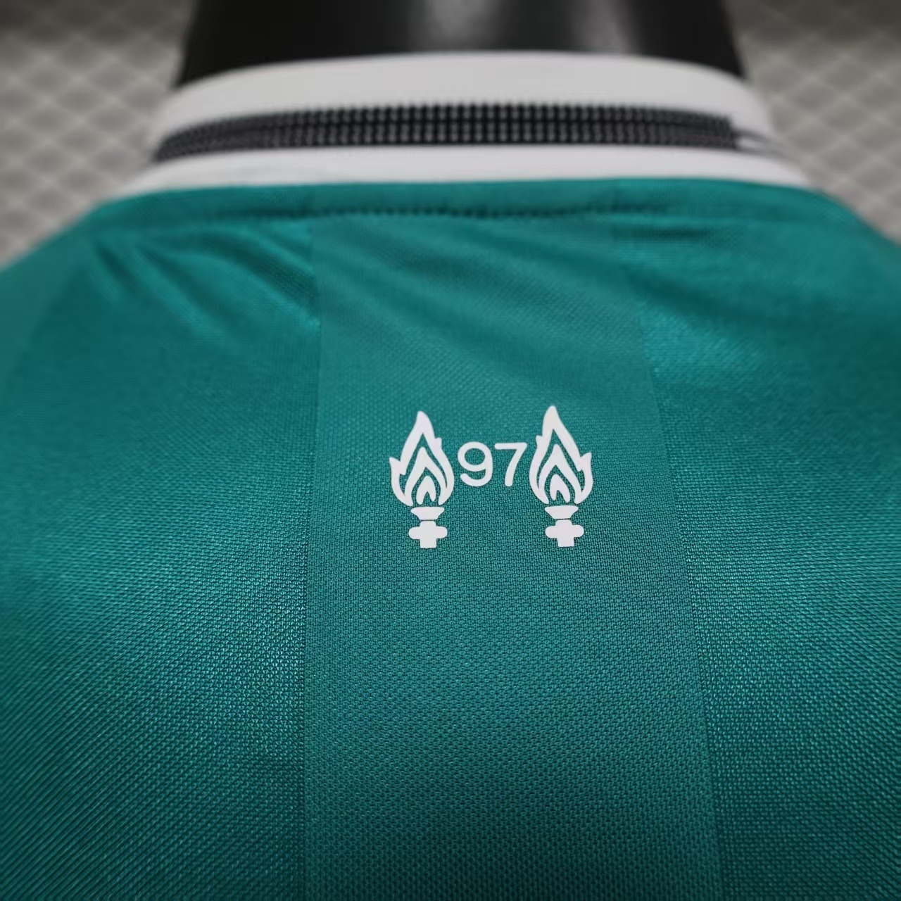 2025-2026 Liverpool Player Edition away football jersey