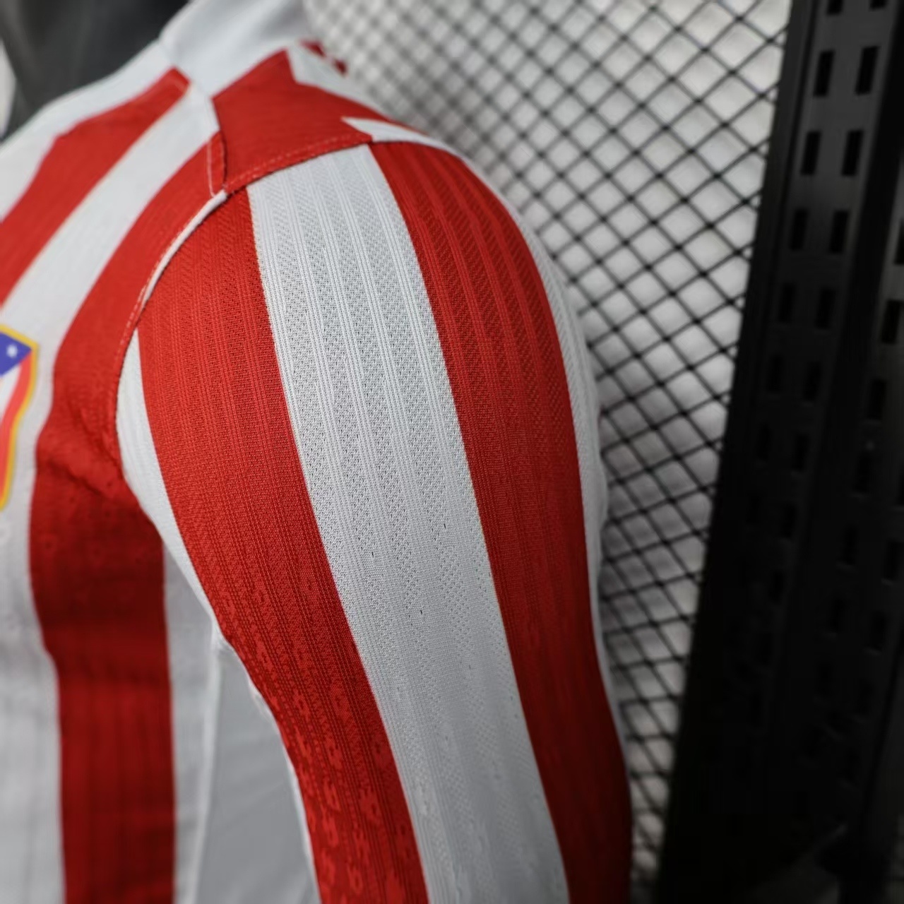Atlético Madrid Home Football Shirt 2025-2026 (Long Sleeve)