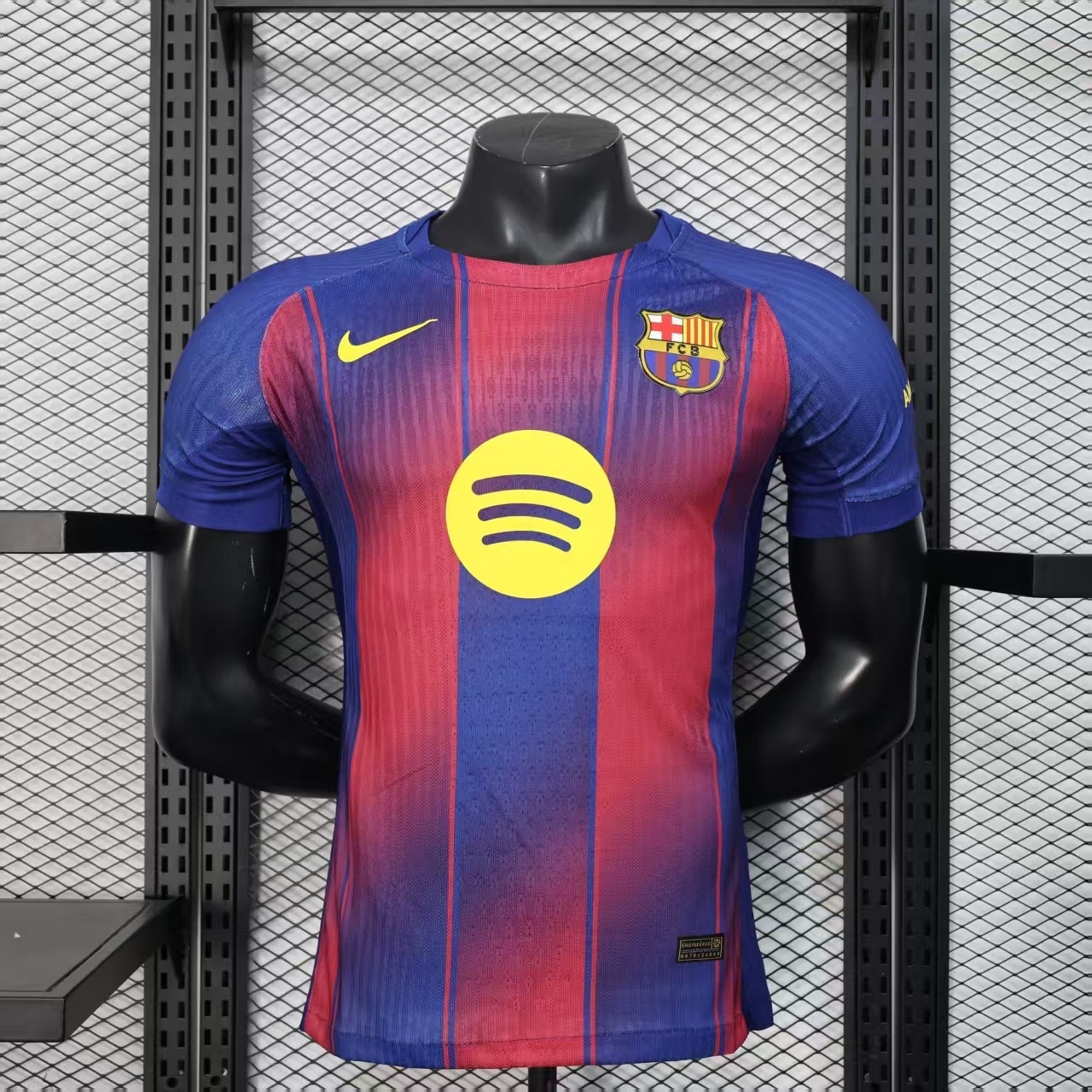 2025-2026 Barcelona home short sleeved football jersey