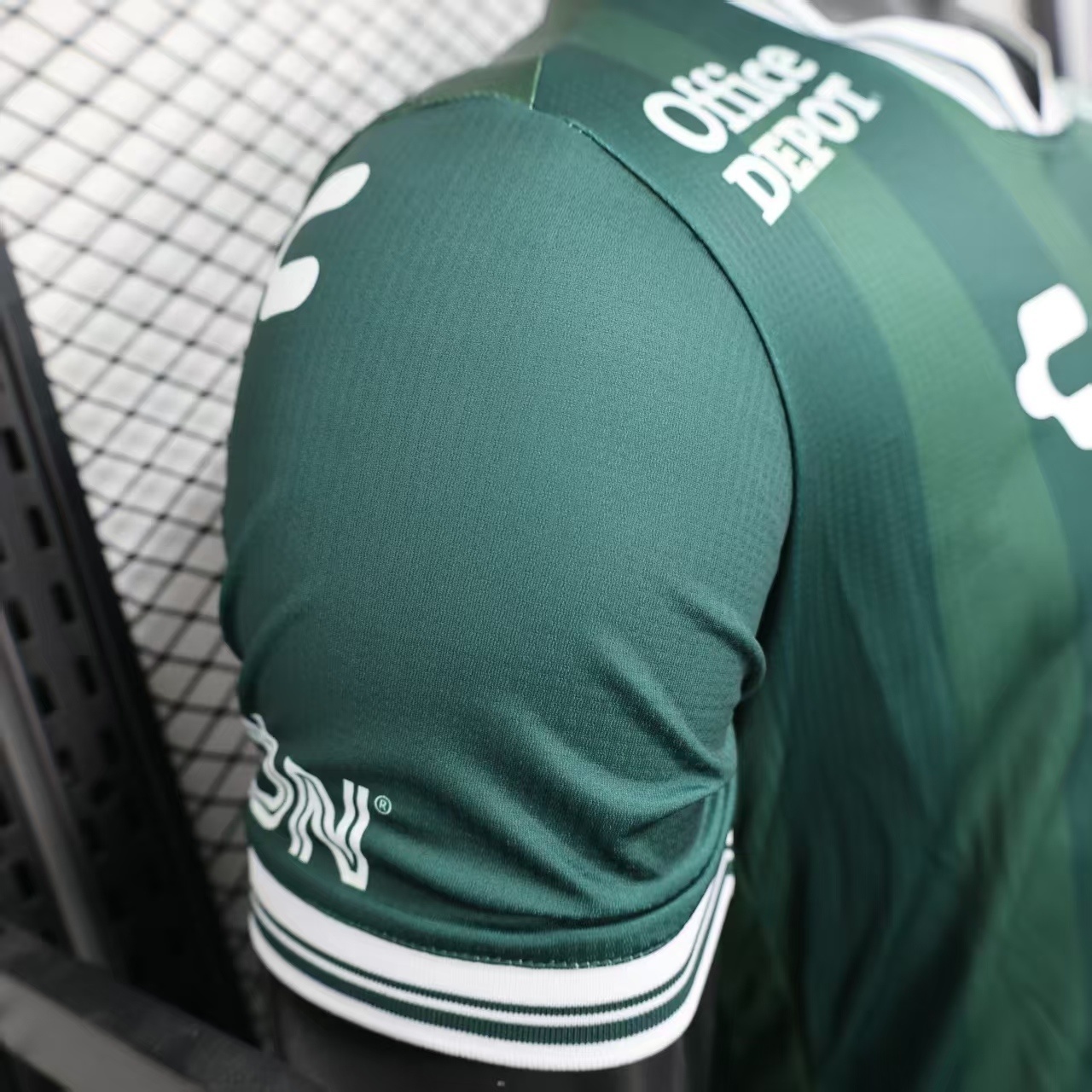 The 2025-2026 Leon home Players' Edition jersey