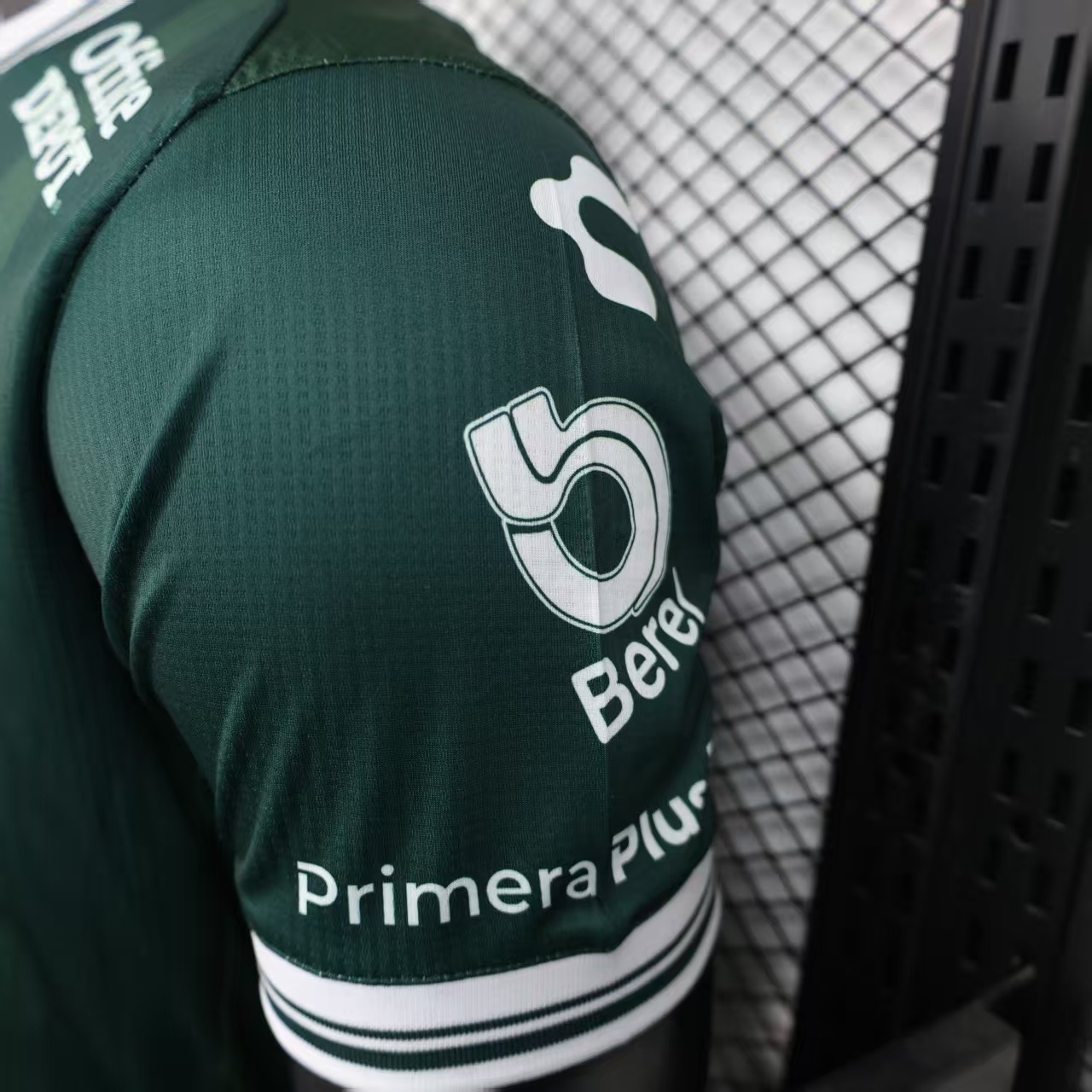 The 2025-2026 Leon home Players' Edition jersey