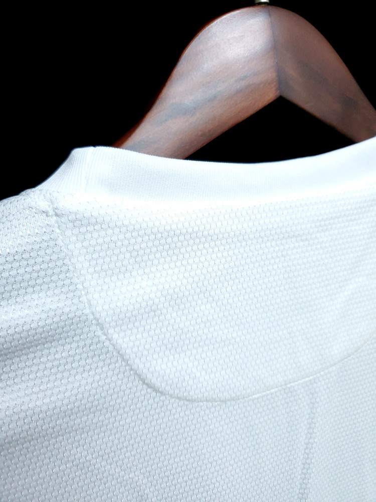Retro Portugal 2012 away