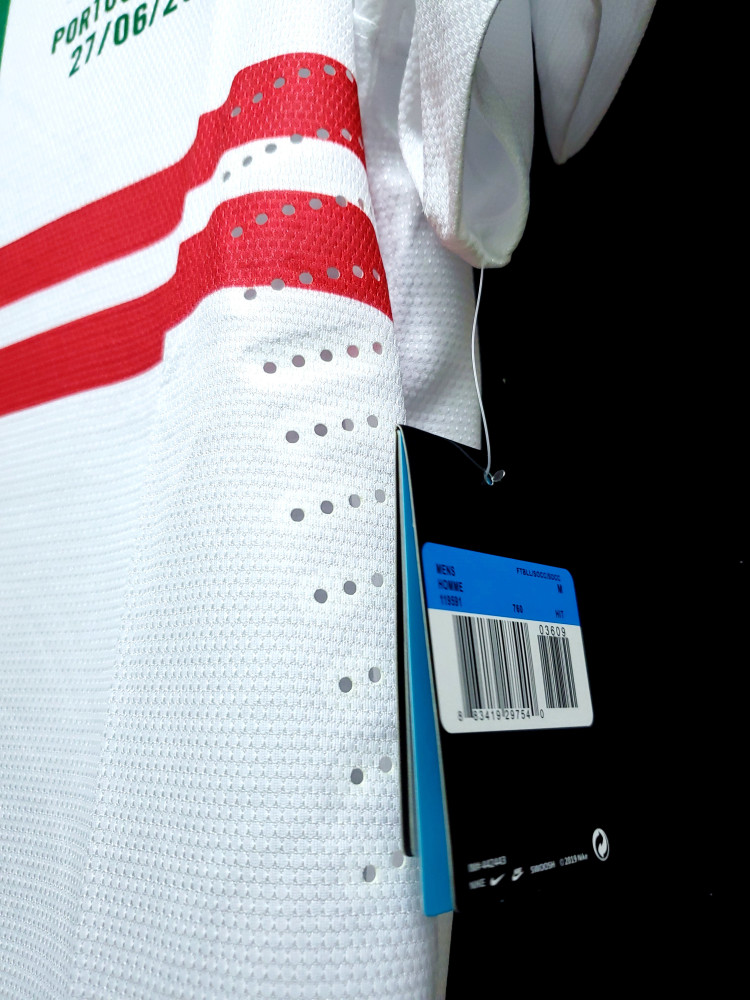 Retro Portugal 2012 away