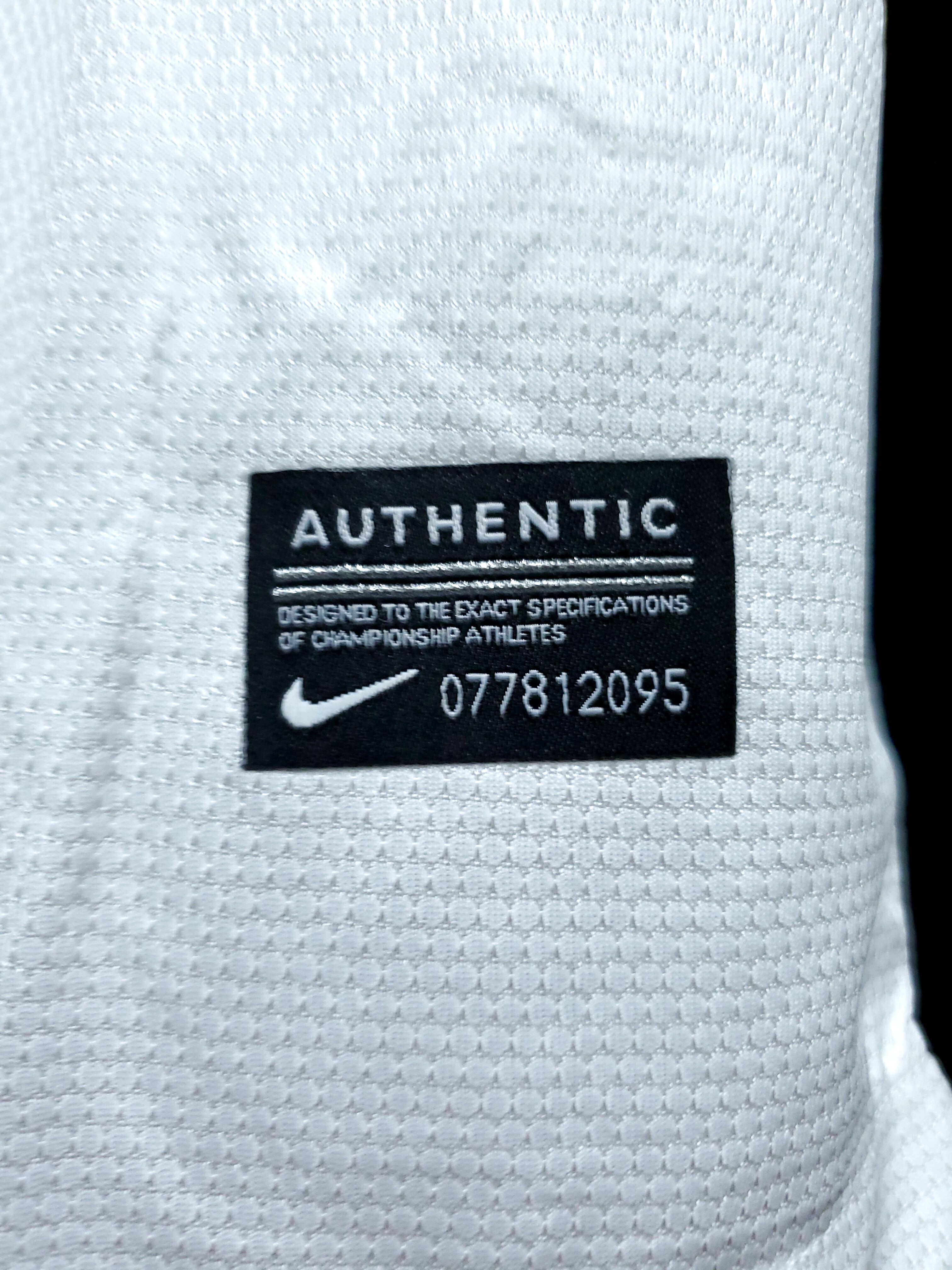 Retro Portugal 2012 away