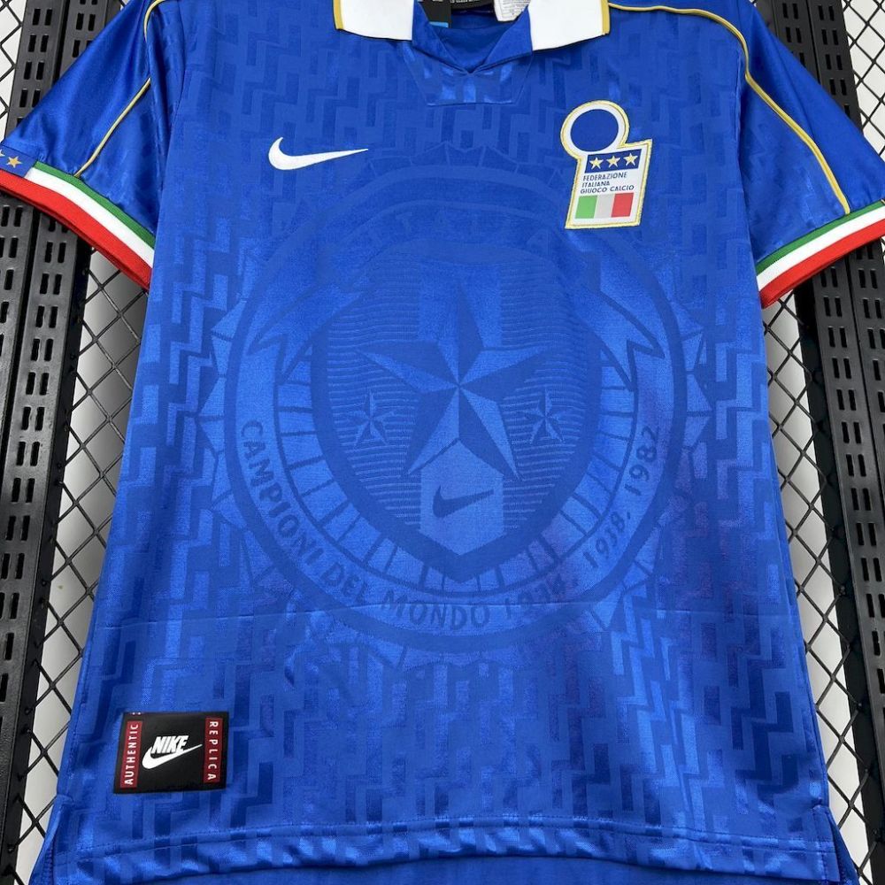 Italy 1995 Home Retro Jersey