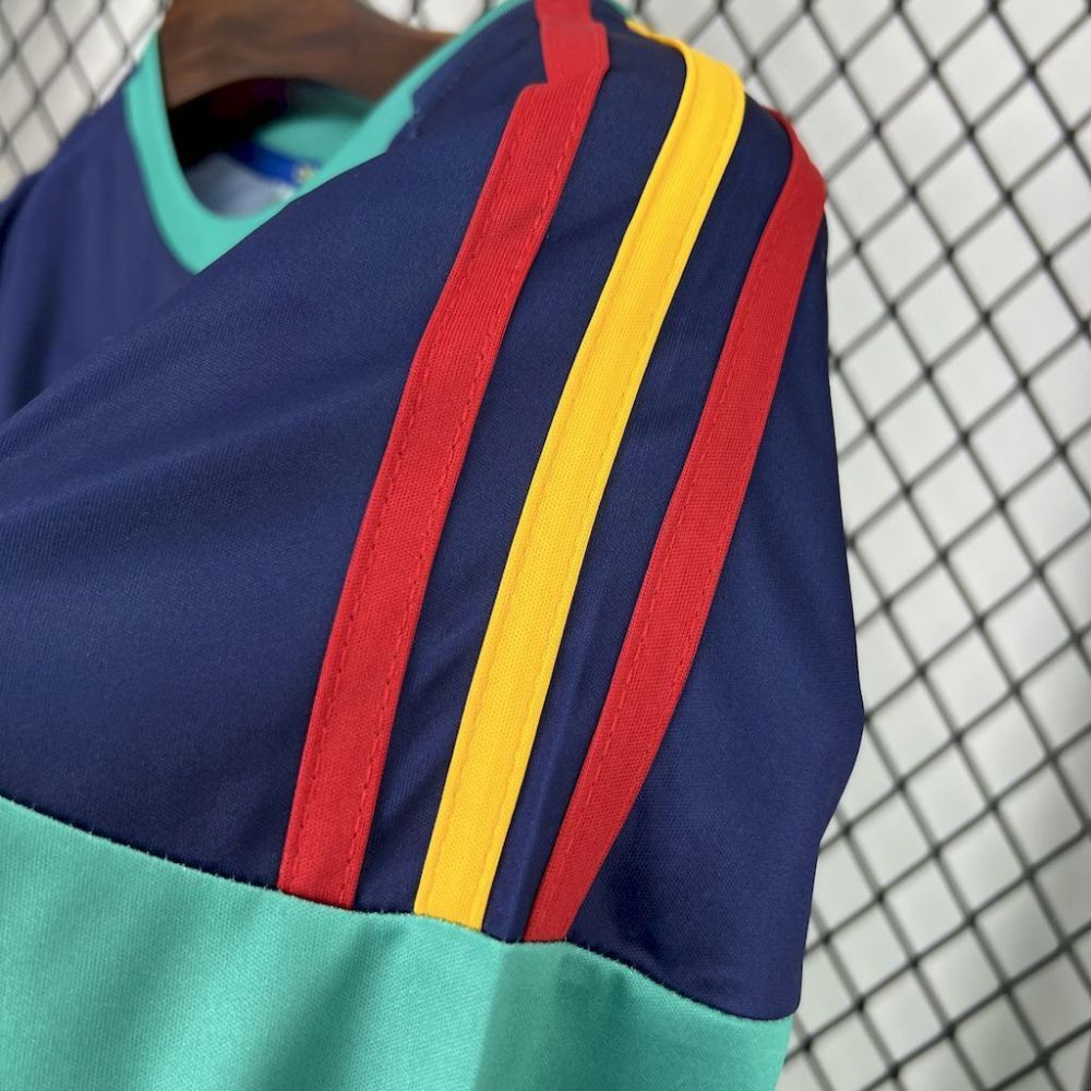 Spain 2010 Goalkeeper Jersey Retro Jersey