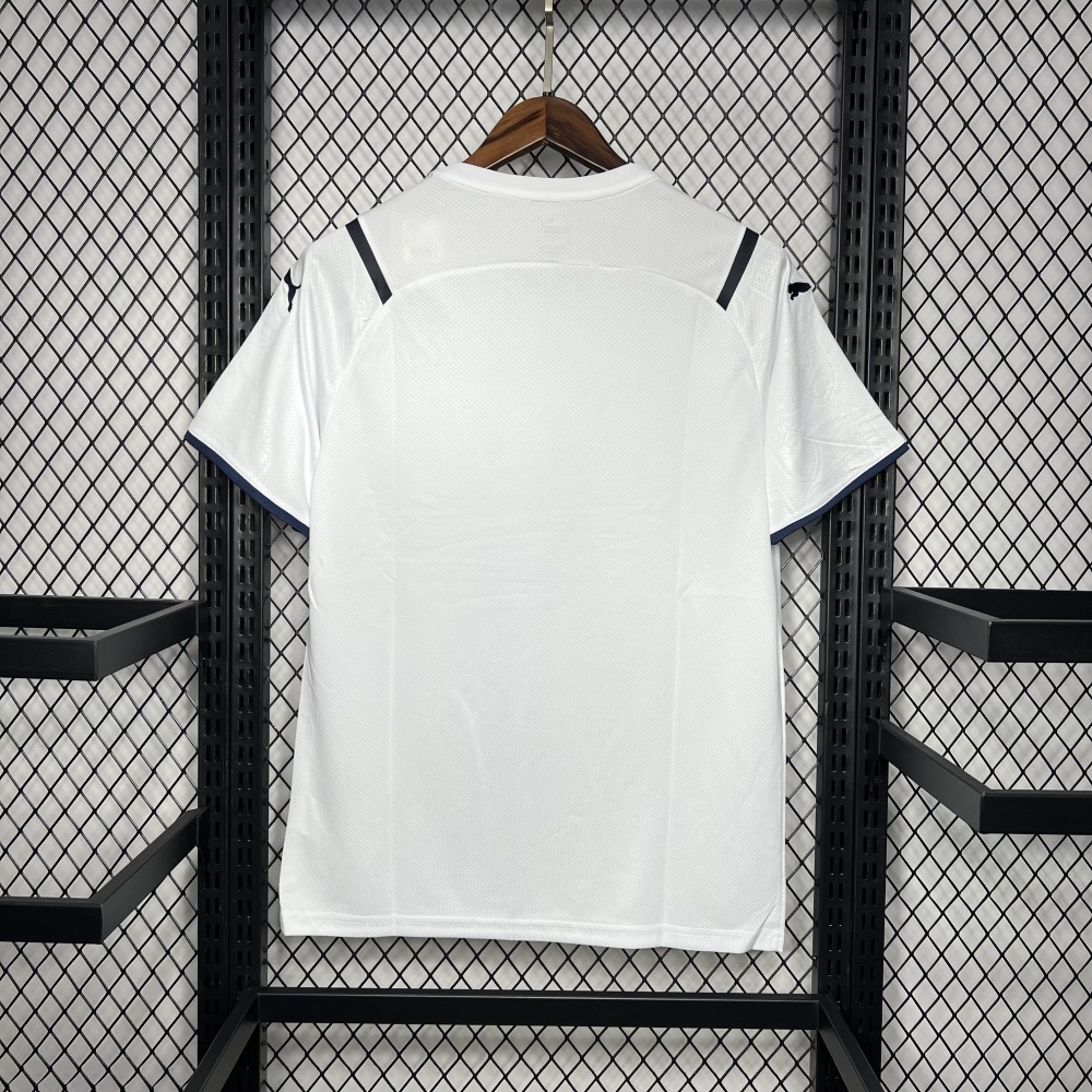 Italy 2021/22 Away Jersey
