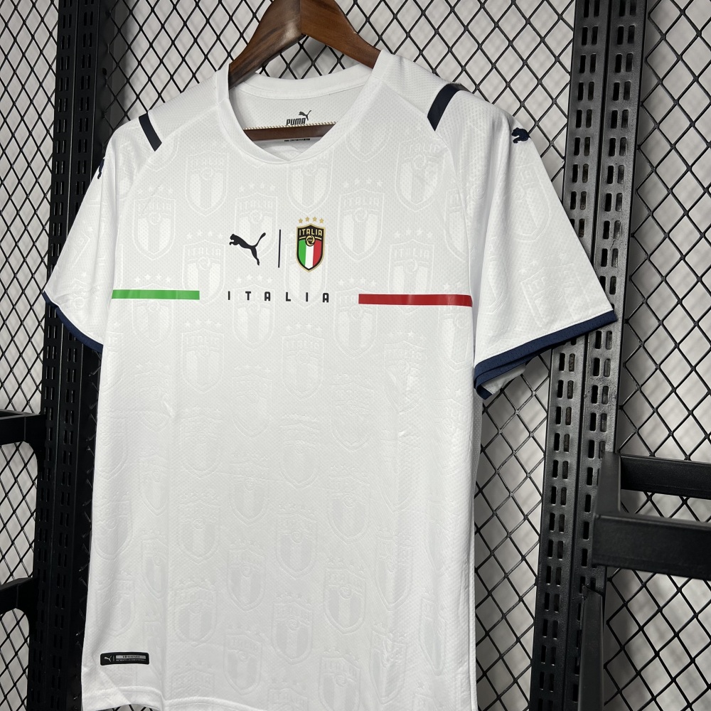 Italy 2021/22 Away Jersey