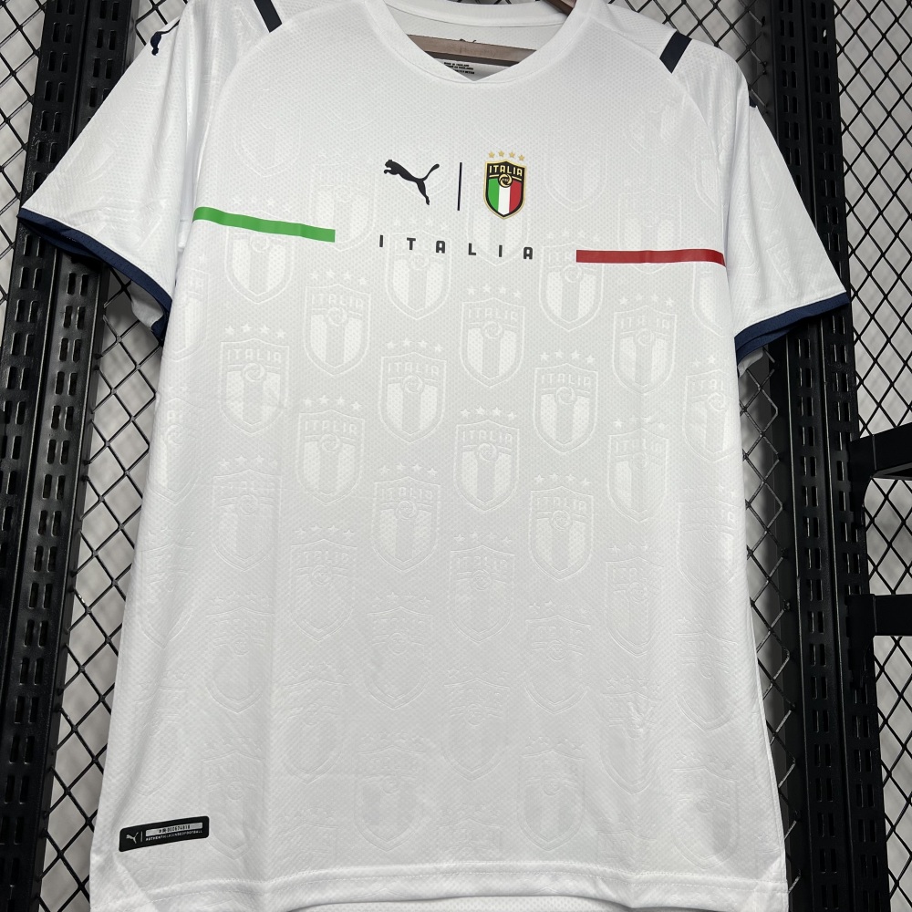 Italy 2021/22 Away Jersey