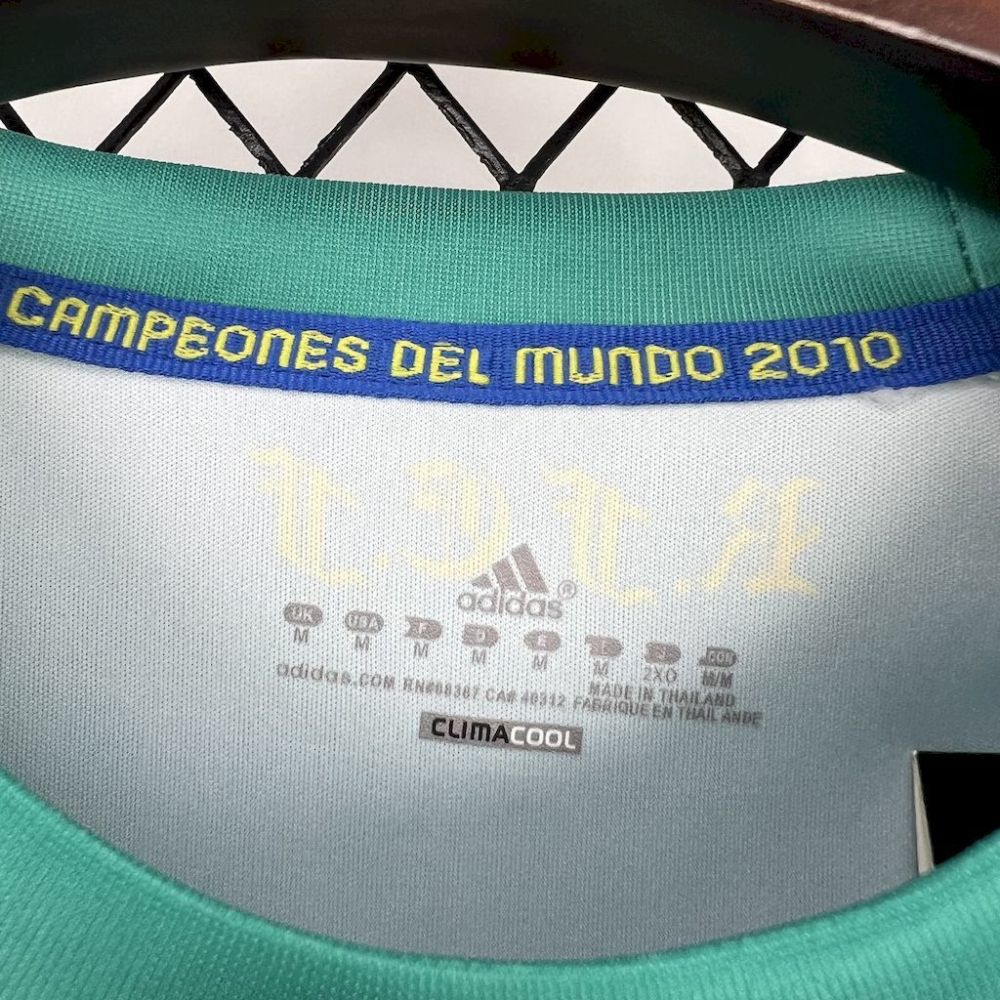 Spain 2010 Goalkeeper Jersey Retro Jersey