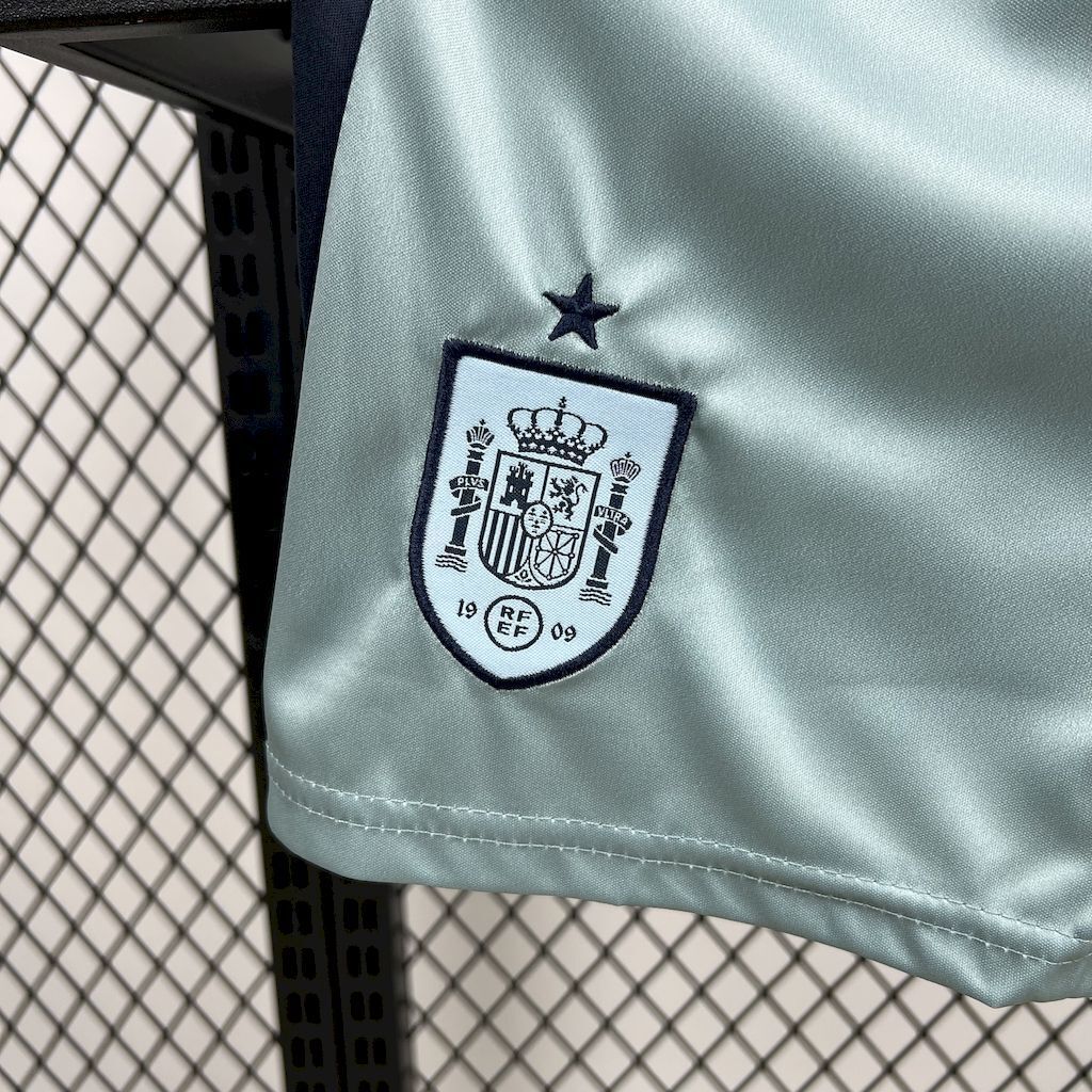 Spain 2025/26 Away Kids Kit