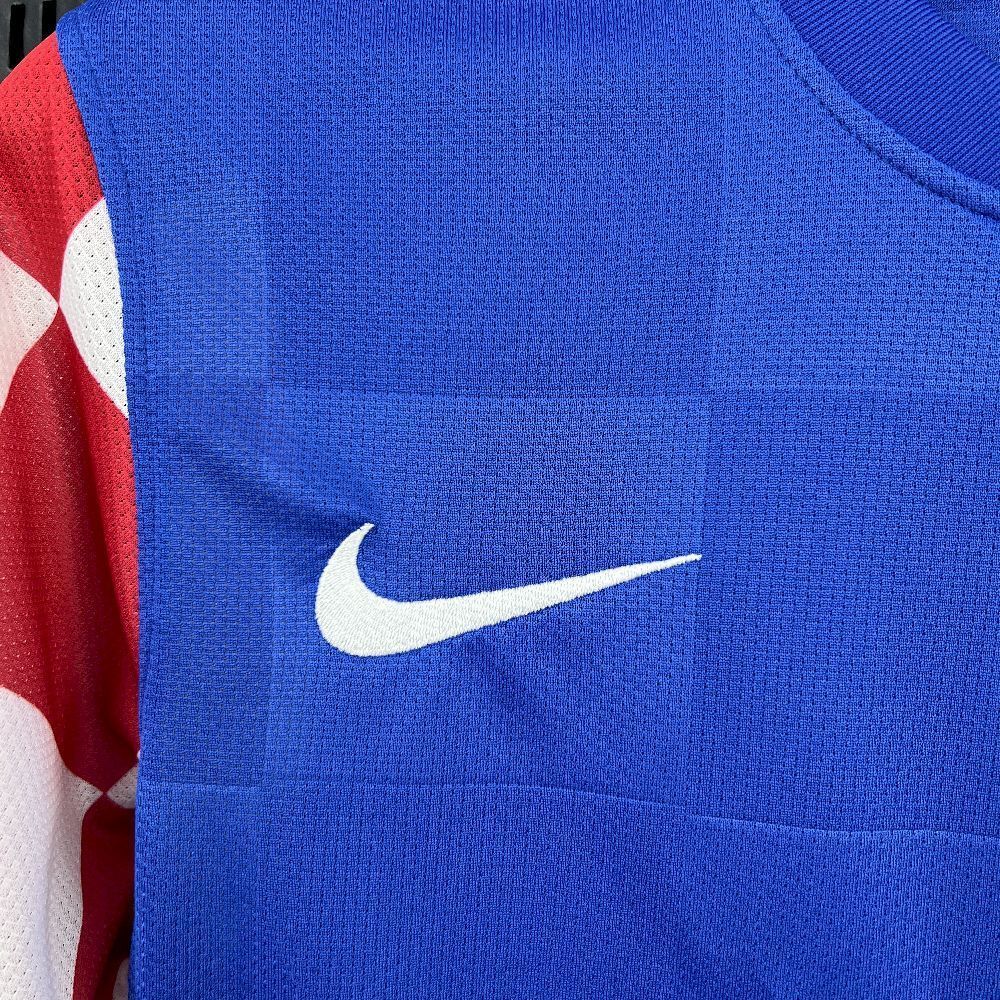 Croatia 2010 Away Retro Jersey
