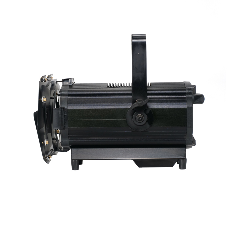 Opera TFR600CW LED fresnel high power zoom