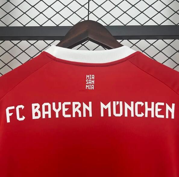 2025/26 Bayern Munich Home Jersey Fan Version