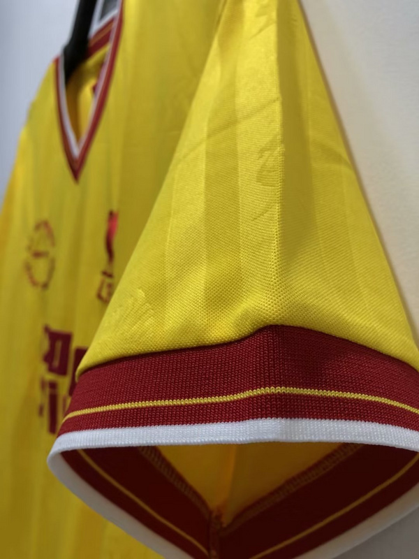 1985-1986 Retro Liverpool  Away    jersey