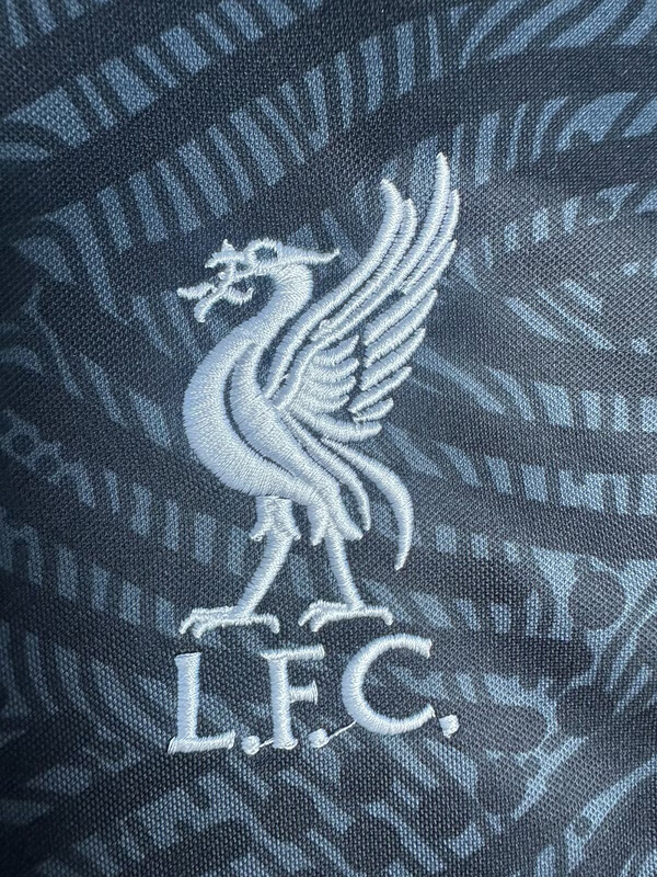 2020-2021  Retro Liverpoo Goalkeeper Black jersey